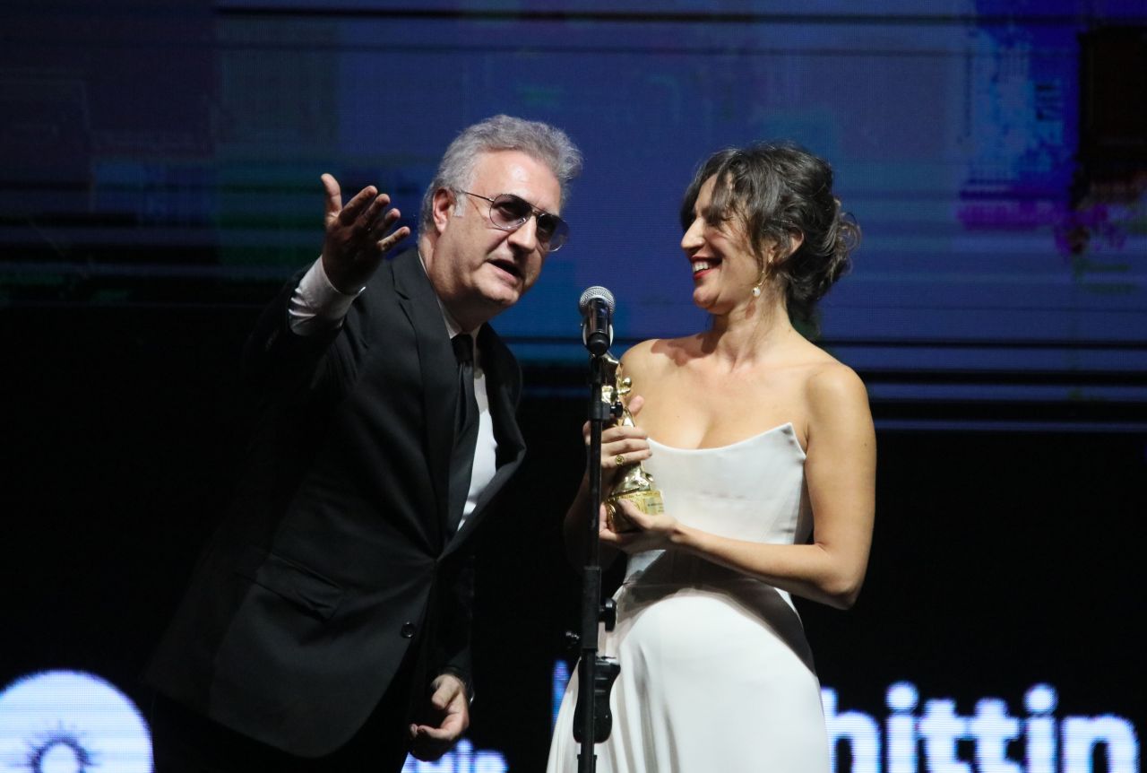 58'inci Antalya Altın Portakal Film Festivali’nde kırmızı halıda şıklık yarışı 9