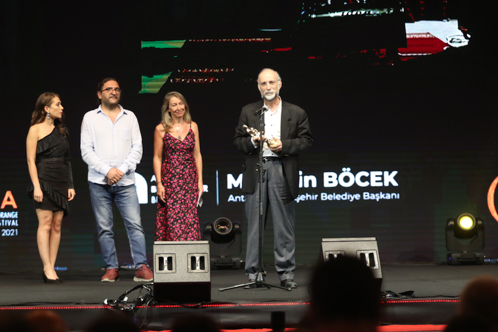 58'inci Antalya Altın Portakal Film Festivali’nde kırmızı halıda şıklık yarışı 35