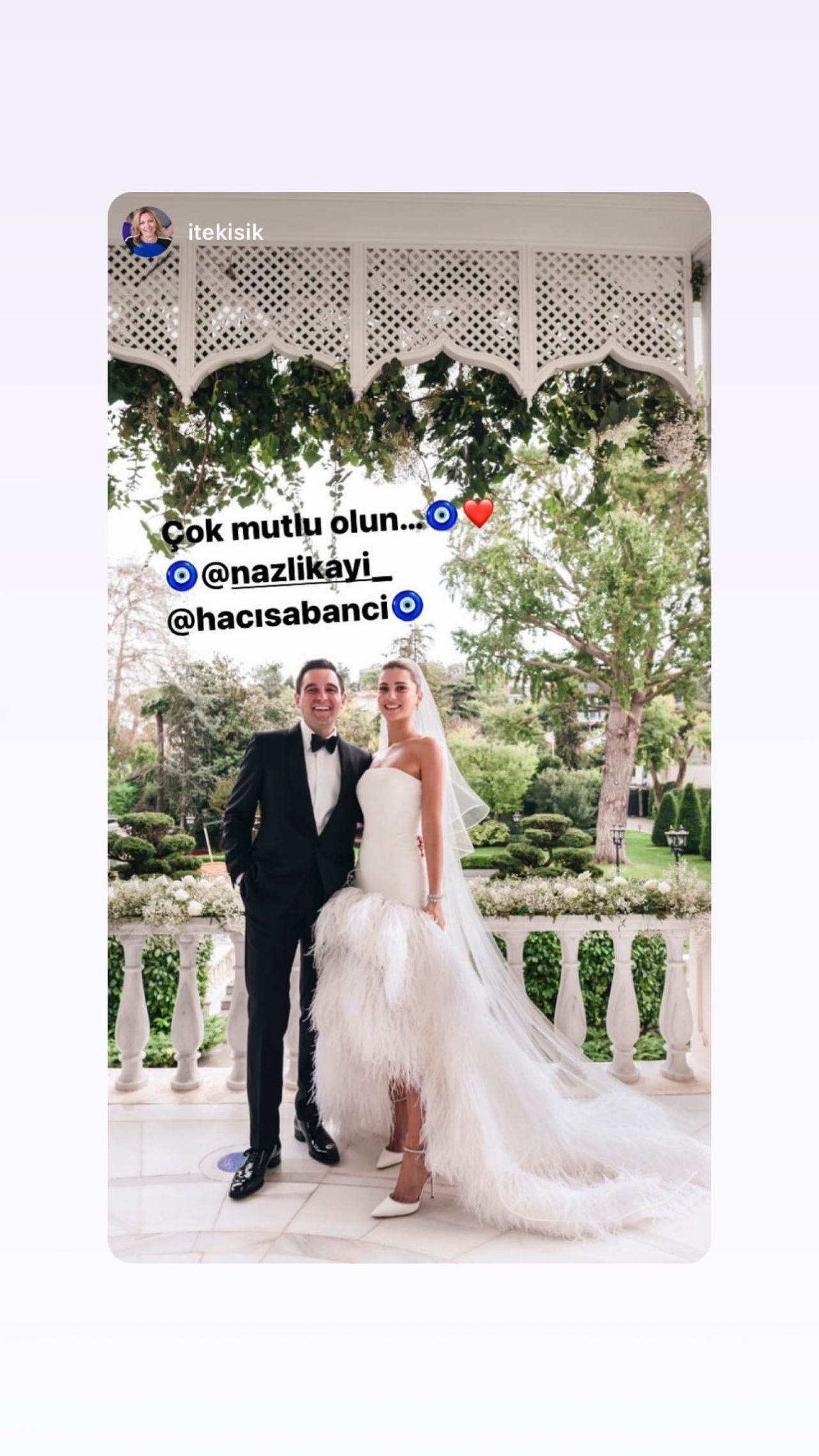 Hacı Sabancı ile Nazlı Kayı evlendi! Sosyetik güzelin giydiği gelinlik fiyatıyla dudak uçuklattı 36
