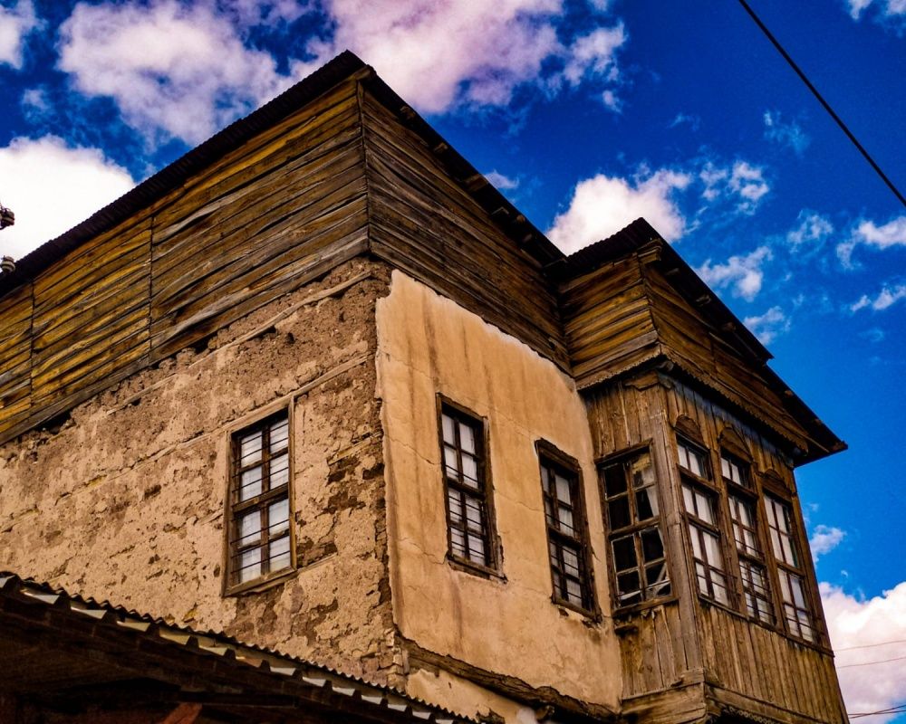 Elazığ'da zamana karşı direnen bir mahalle: Hüseynik Mahallesi 7