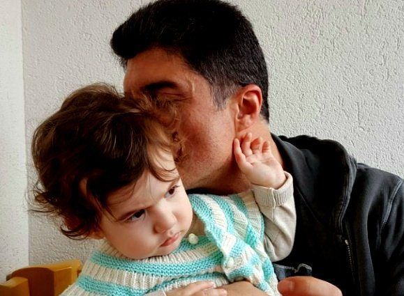 Ortalık fena karıştı! Öfke patlaması yaşayan Feyza Aktan eski eşi Özcan Deniz'i dövdü 5