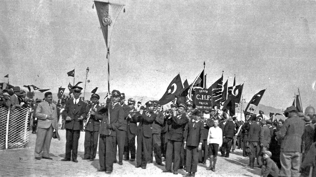Türk milletinin bağımsızlık ateşinin yıl dönümü! İşte 98 yıl önce Millet Meclisi'nde yaşananlar... 4