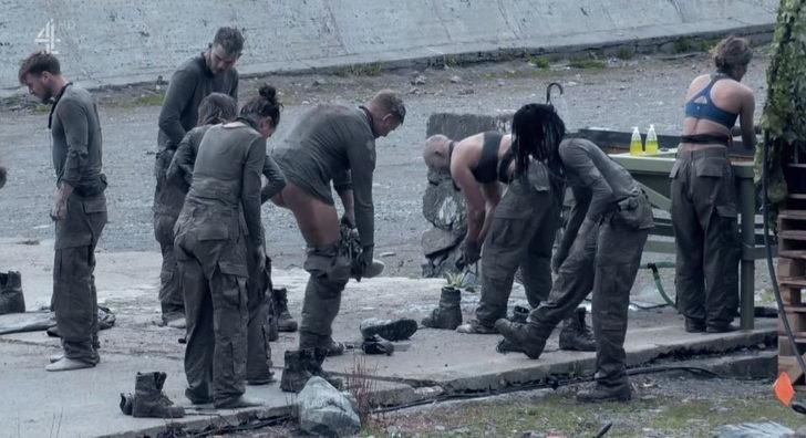 Televizyon programında inanılmaz anlar! Yarışmacılar canlı yayında soyundu... 6