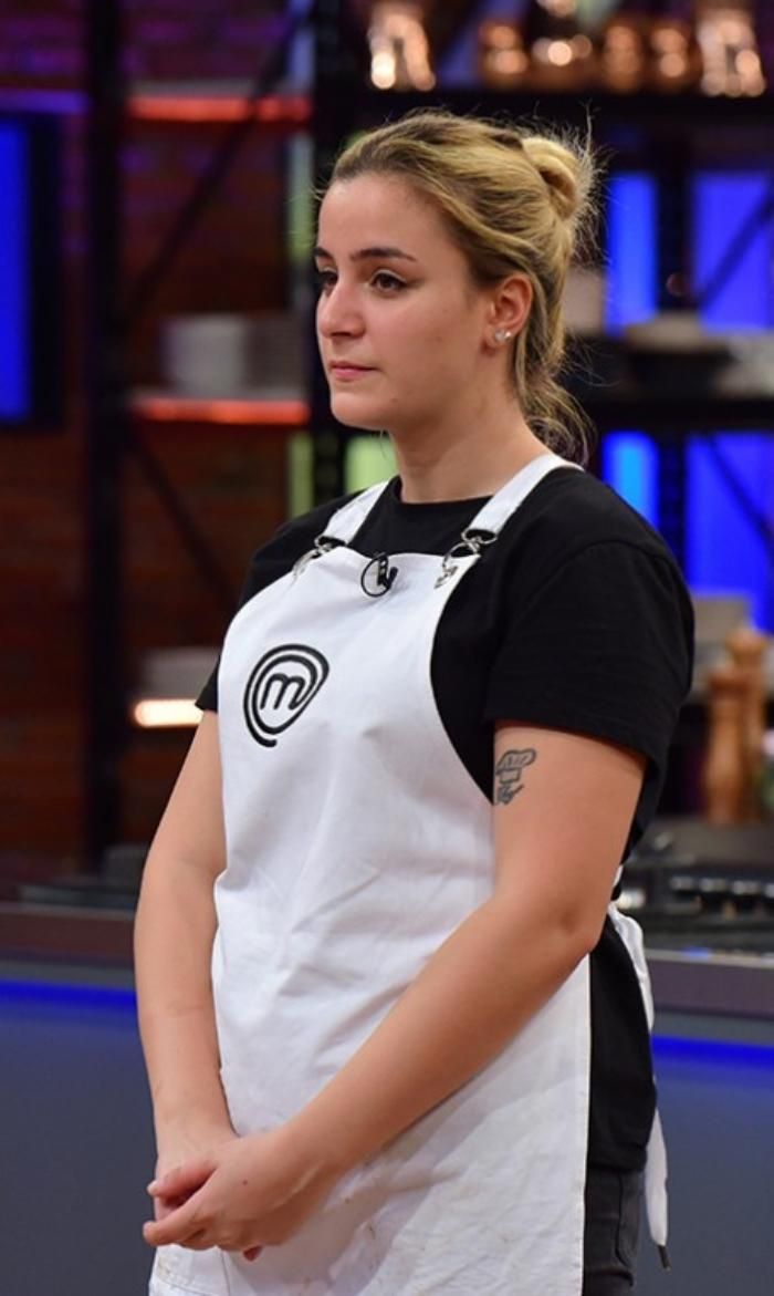 MasterChef Dilara bikinili pozuyla şampiyonluğa göz kırptı! Jürinin şampiyon adayı Dilara oldu! 6