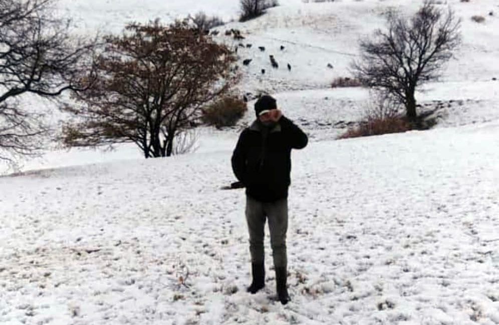 Kar Yüksekova'yı beyaza bürüdü... Kar kalınlığı 5 santimi buldu 8