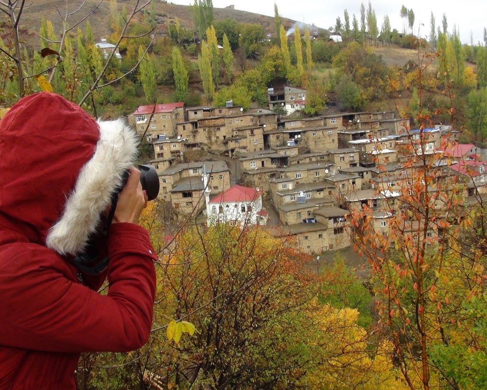 Hizan’ın taş evleri ziyaretçi akınına uğruyor 13