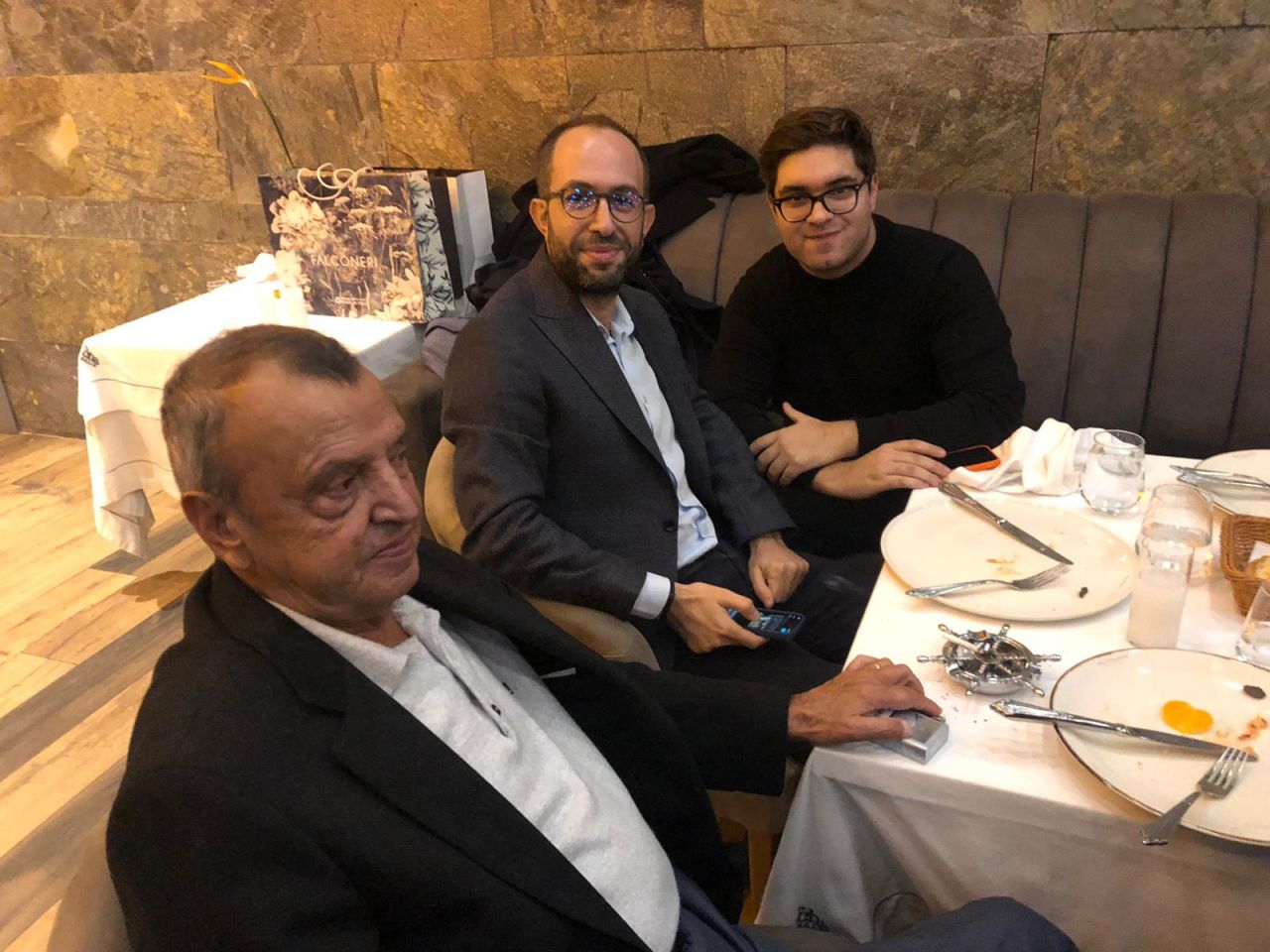 Aziz Yıldırım 69. yaşını böyle kutladı: Masada Aykut Kocaman ve Cihat Yaycı da vardı 4