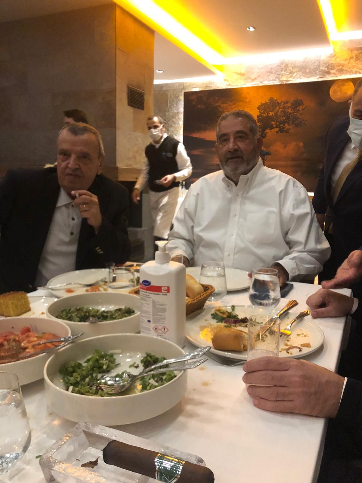 Aziz Yıldırım 69. yaşını böyle kutladı: Masada Aykut Kocaman ve Cihat Yaycı da vardı 7
