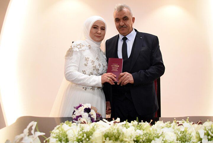 Kayseri'de ağızları açıkta bırakan olay: 1986'da nişanlanıp 2021'de evlendiler! 8
