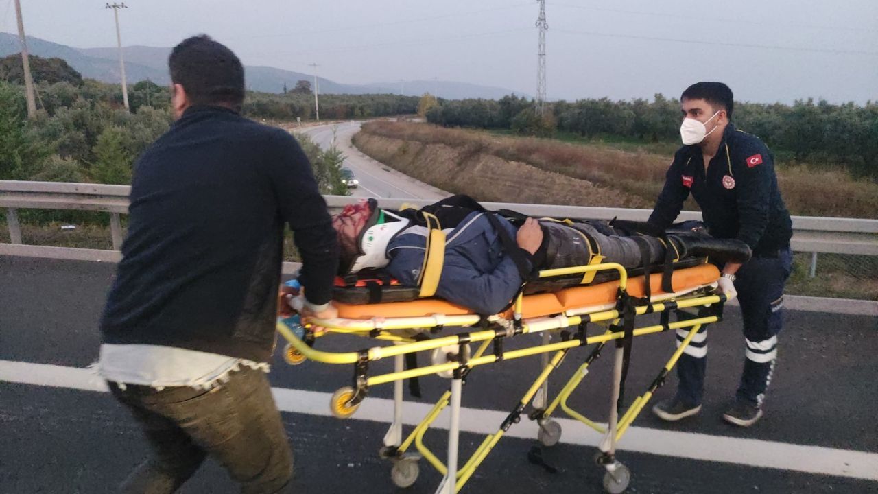 Motosiklet grubunu kahreden kaza: 2 ağır yaralı 10