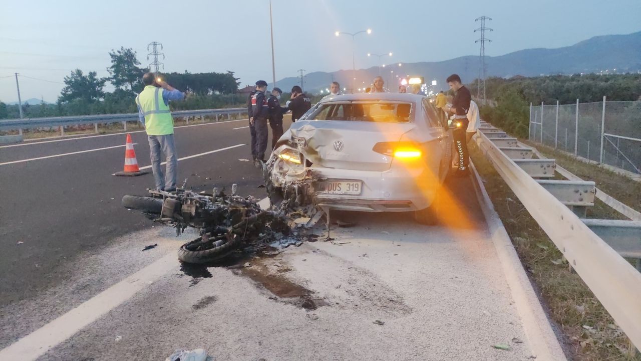 Motosiklet grubunu kahreden kaza: 2 ağır yaralı 14