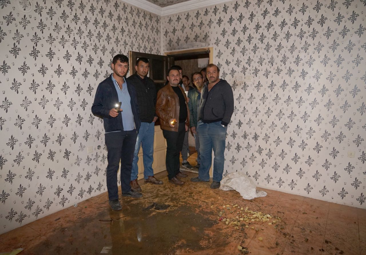 Bir haftada evleri 5 kez yandı! Ev halkı hortumla nöbete başladı 10