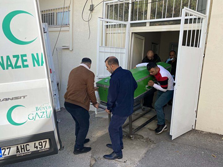 500 TL nafaka istediği için kocası tarafından 12 yerinden bıçaklanmıştı! Acı haber geldi... 5