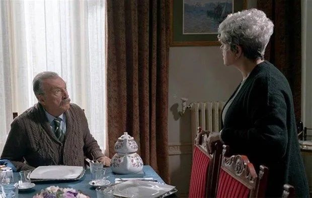 Camdaki Kız Sedat ve Cana'nın planı belli oldu! Nalan boşanma kararı aldı! Yeni bölüm detayları... 7