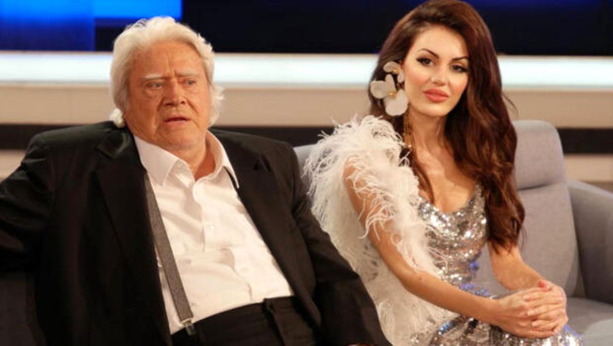 Cüneyt Arkın o fotoğrafı yıllar sonra instagrama koydu! Türkan Şoray'dan beğeni gecikmedi! 7