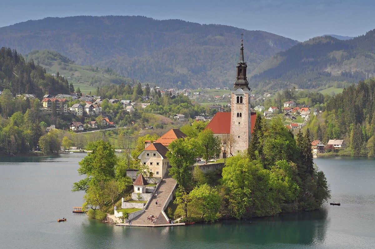 Slovenya'nın hayran bırakan doğa harikası: Bled Gölü 9