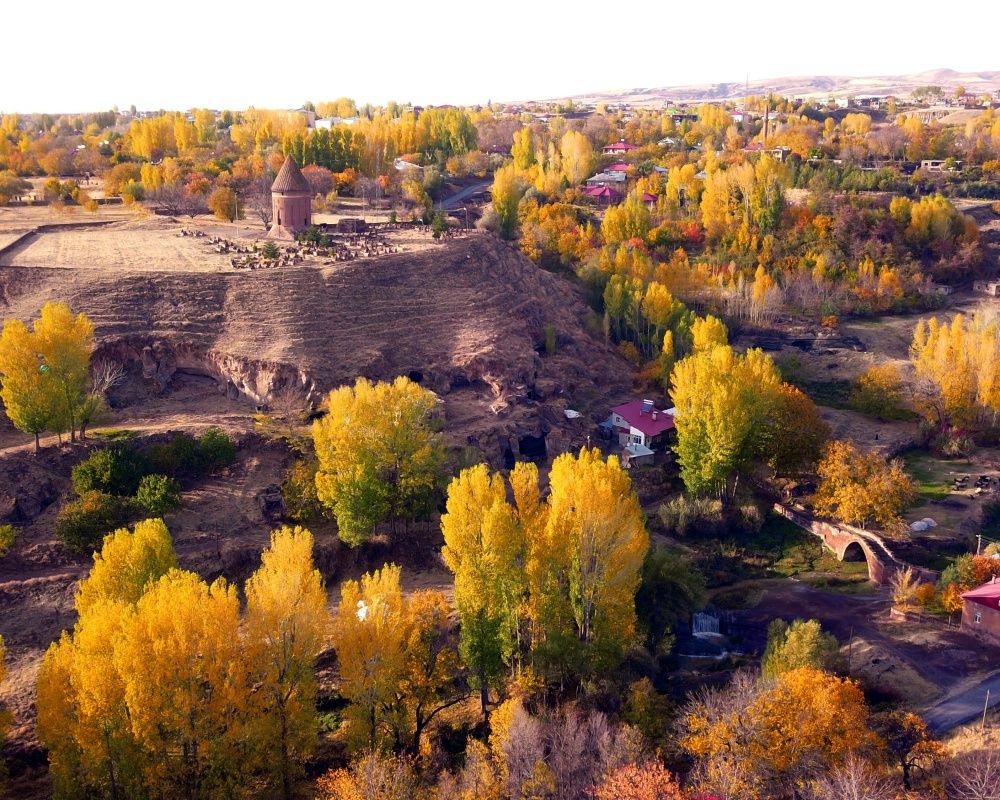 'Sakin Şehir' kabul edilen Ahlat kendine hayran bırakıyor 1