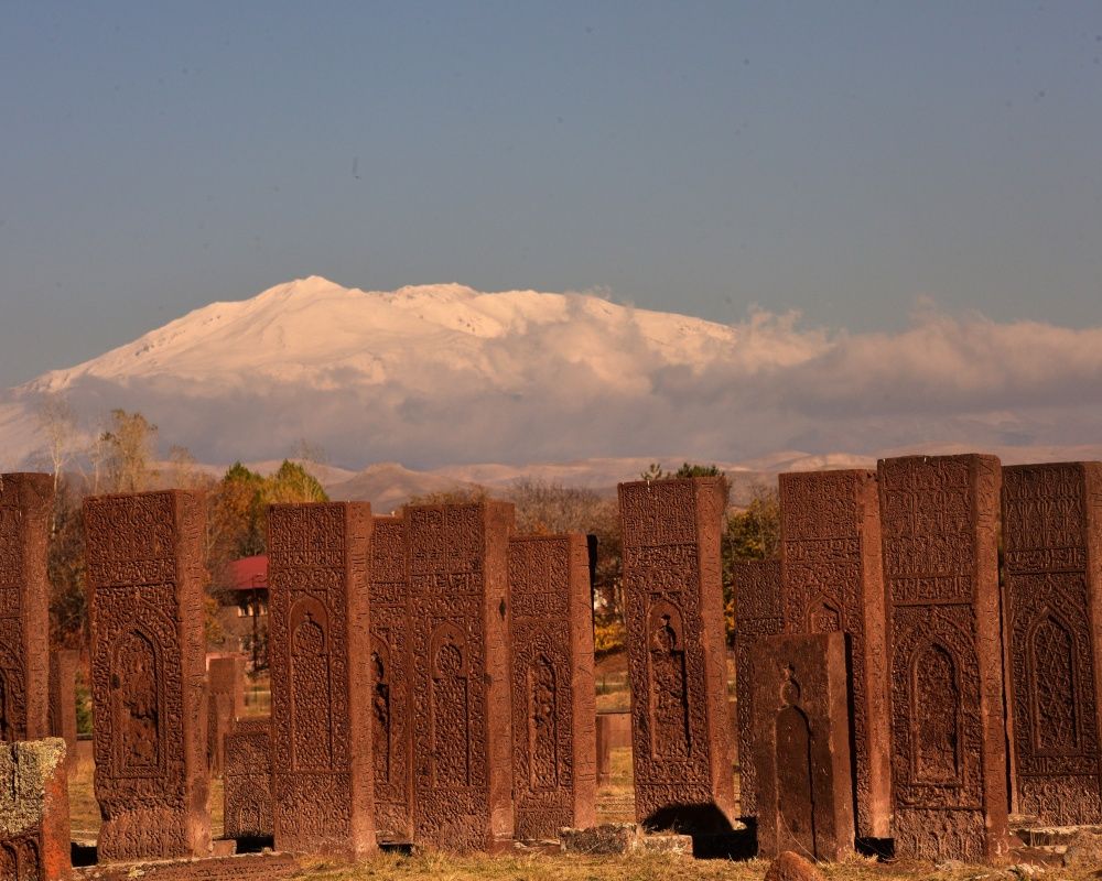 'Sakin Şehir' kabul edilen Ahlat kendine hayran bırakıyor 9