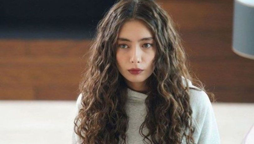 Neslihan Atagül'ün Erkek Hali Ortaya Çıktı! Herkes şaşırıyor... 2