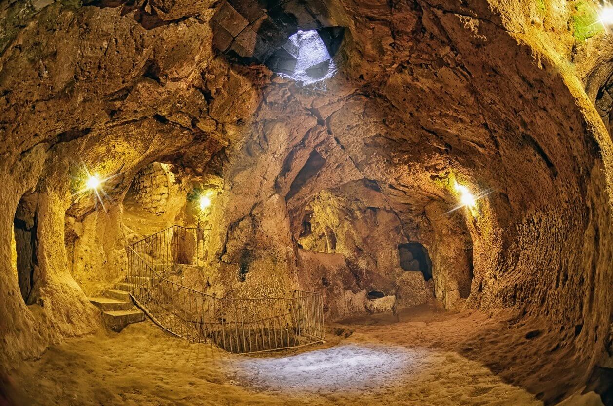 Kaymaklı Yer Altı Şehri turistleri gizemli yolculuğa çıkarıyor 9