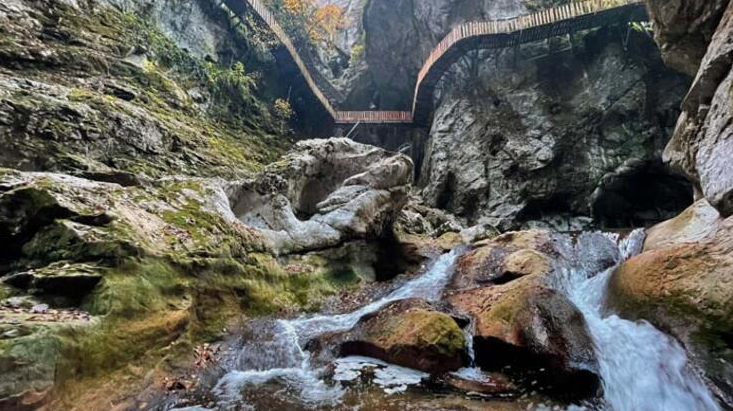 Kastamonu'dan içleri ısıtan manzara... Horma Kanyonu ve Ilıca Şelalesi sonbahar renklerine büründü 8