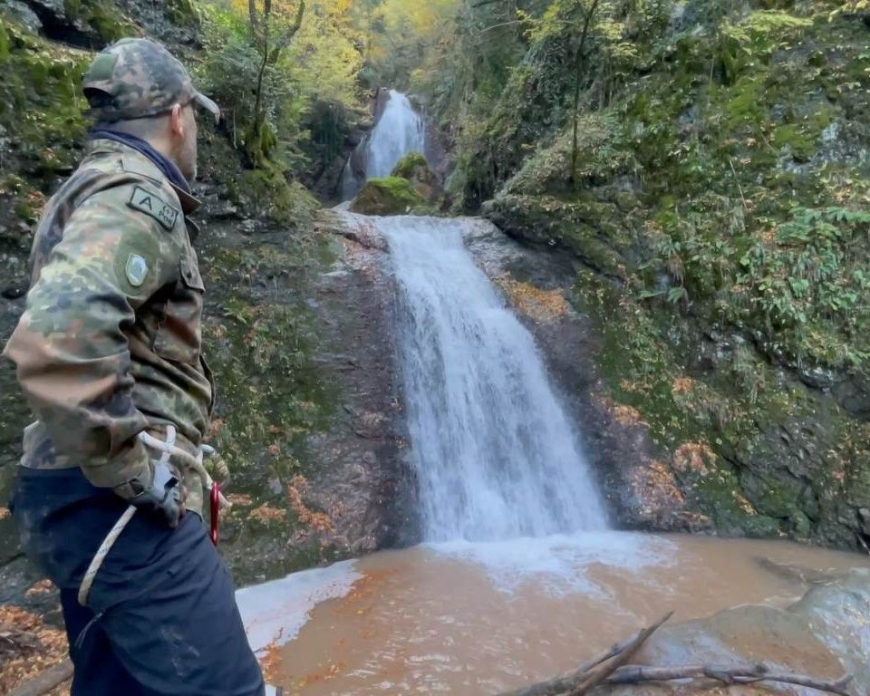 Ulaşımı en zor şelalelerden 'Aksu Şelaleleri' drone ile görüntülendi 5