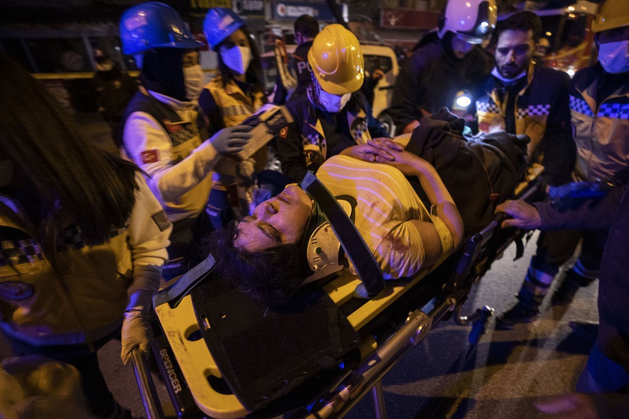 Ankara'da 3 katlı binada patlama! Bölgeden yeni görüntüler ulaştı 39