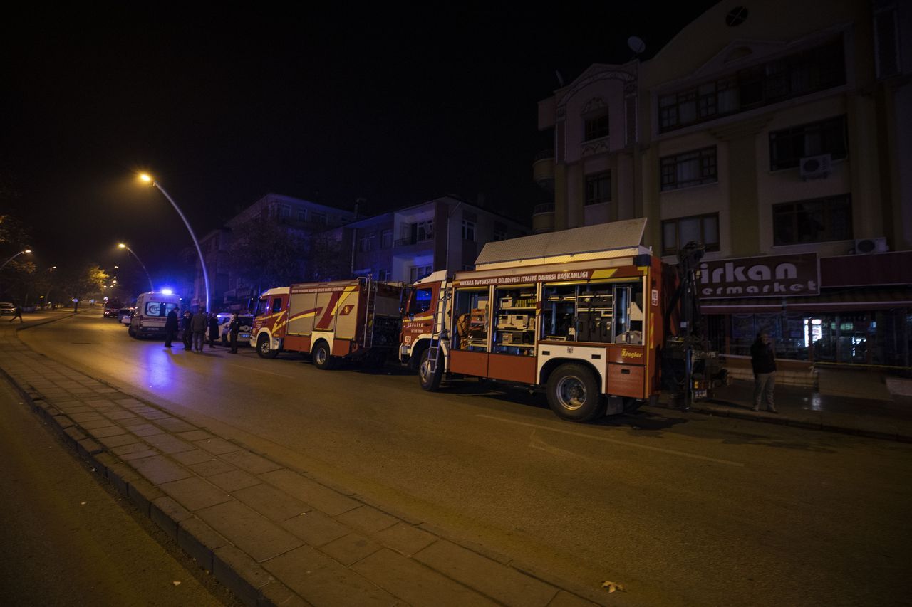 Ankara'da 3 katlı binada patlama! Bölgeden yeni görüntüler ulaştı 44