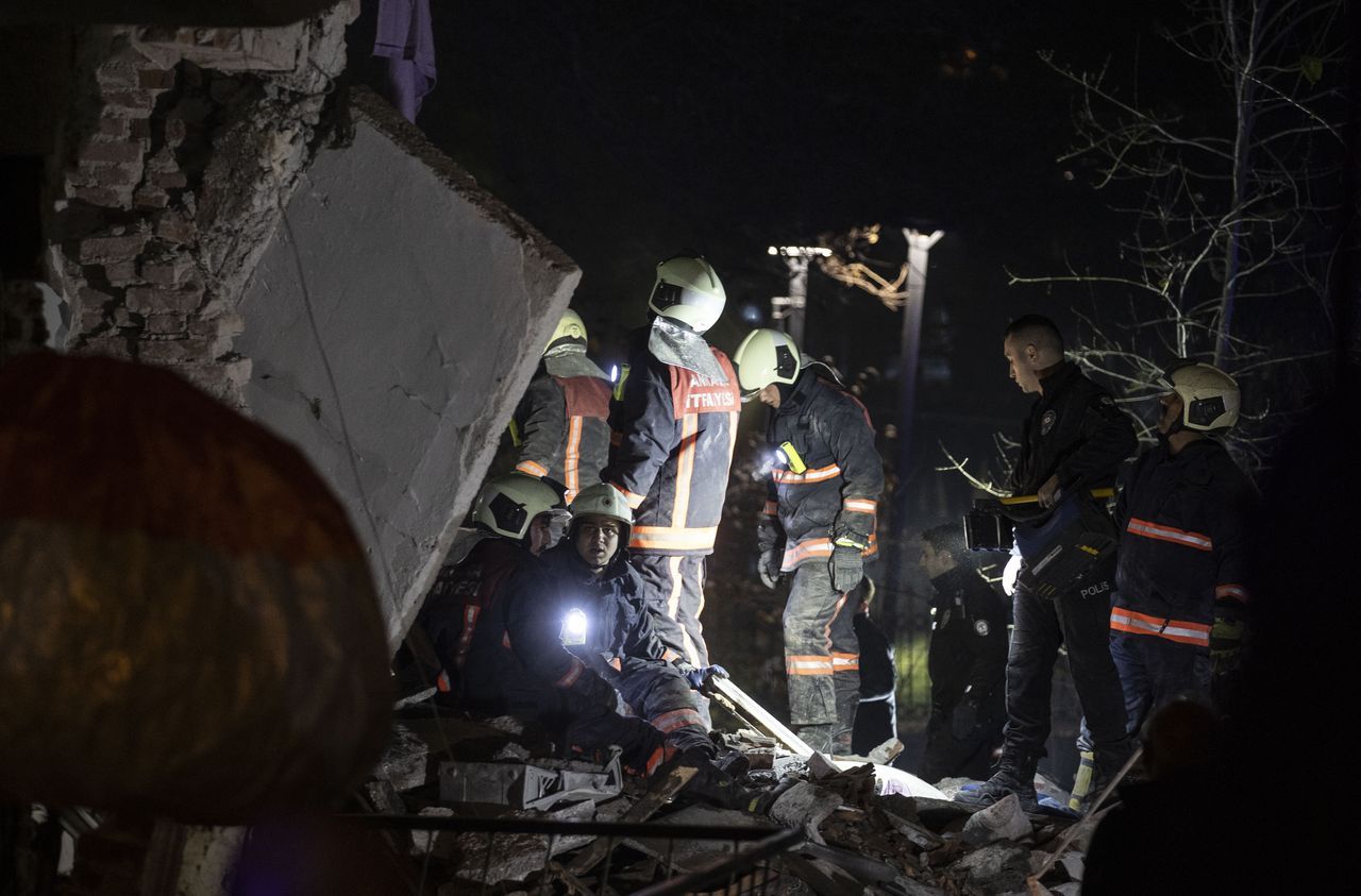 Ankara'da 3 katlı binada patlama! Bölgeden yeni görüntüler ulaştı 46