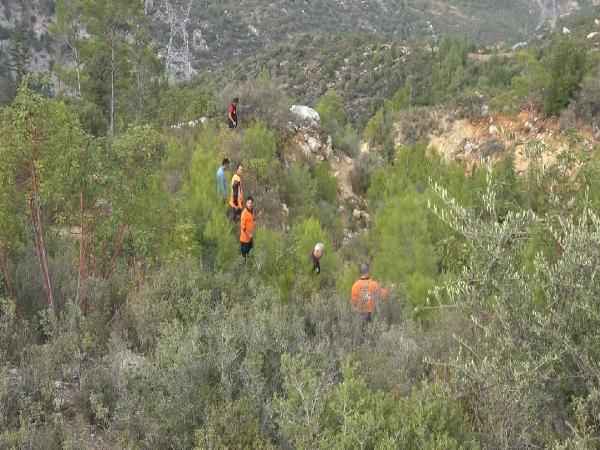 Küçük Müslüme'nin cansız bedeni otopsi için Adli Tıp'a getirildi 3