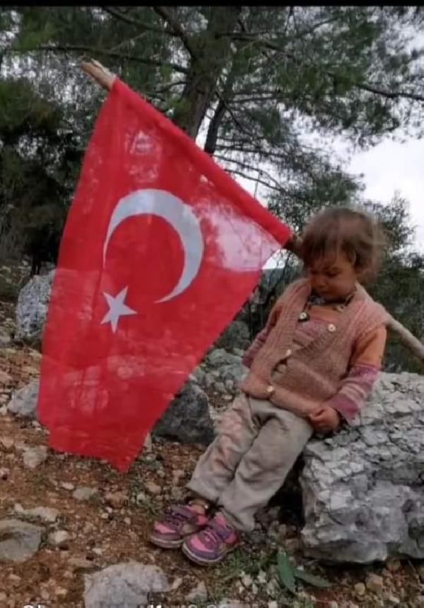 Küçük Müslüme'nin cansız bedeni otopsi için Adli Tıp'a getirildi 10