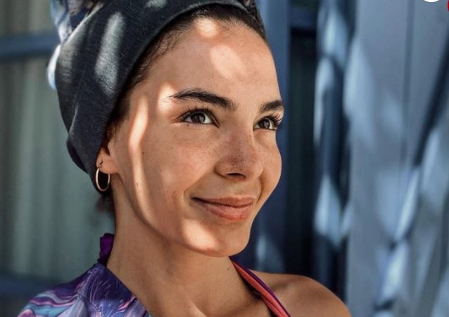 Ebru Şahin destan yazdı! Makyajsız pozları ile bir ilke imza attı! İşte Ebru Şahin'in en doğal hali 8