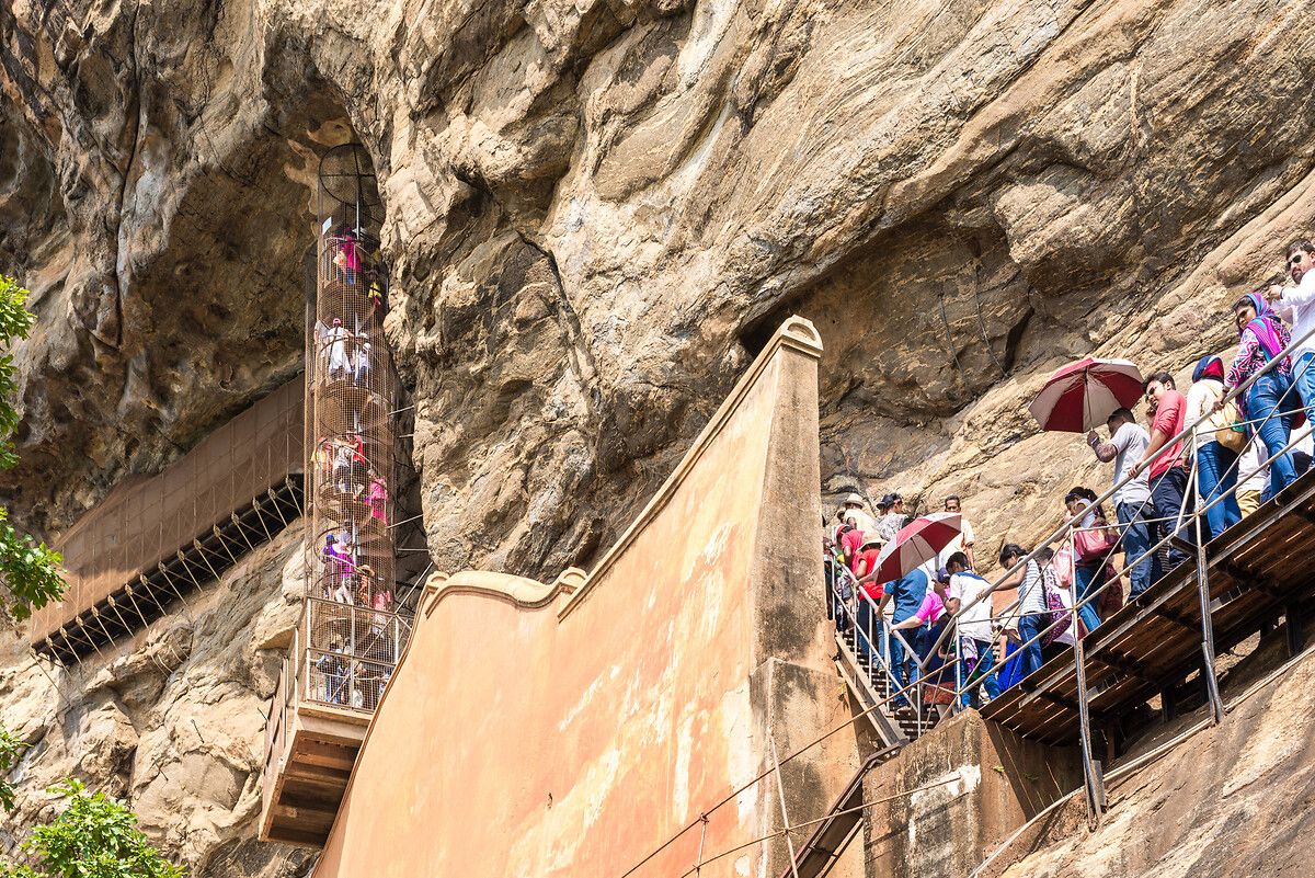 Sri Lanka'nın tarihi kaya kalesi Sigiriya görünümüyle büyülüyor 7