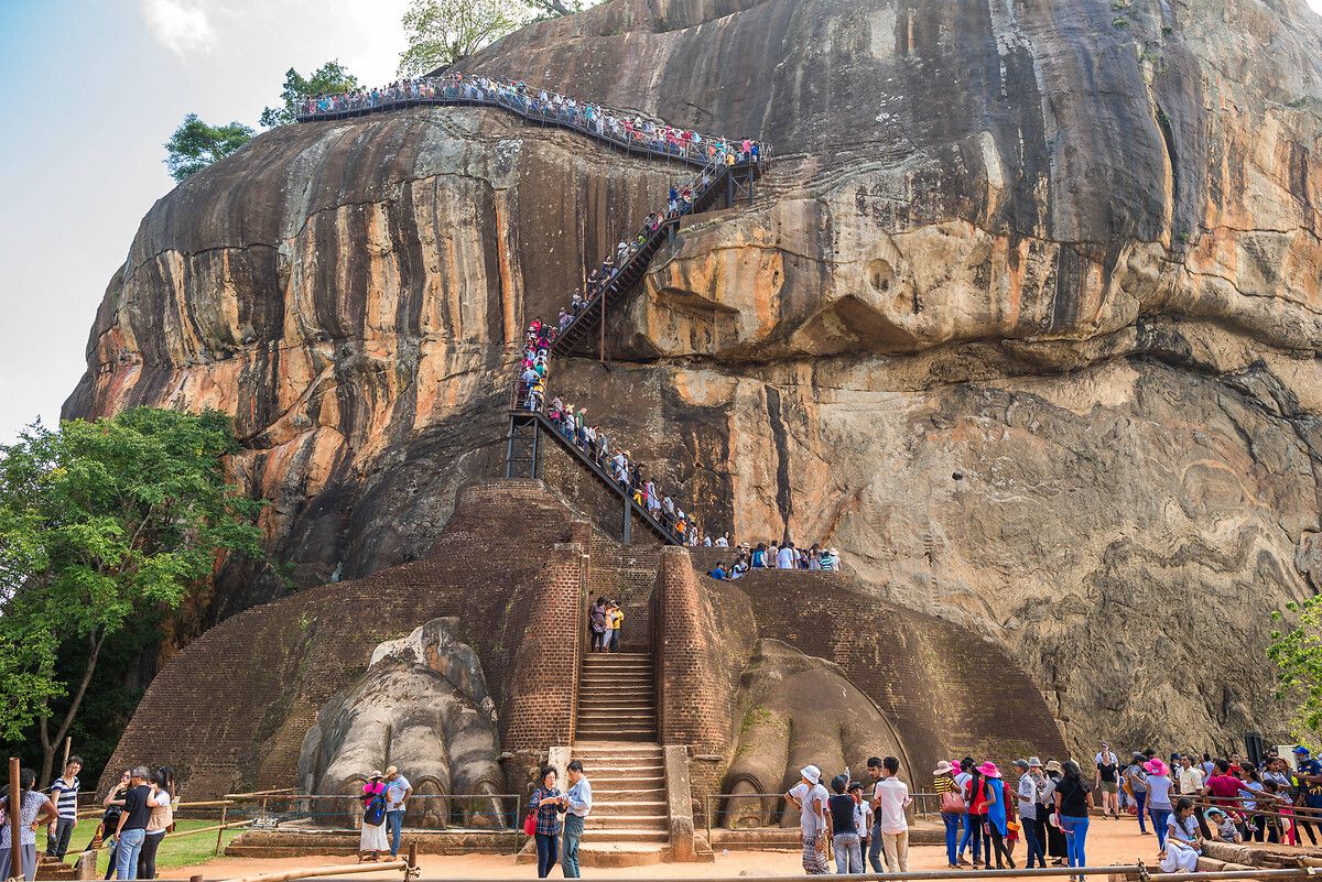 Sri Lanka'nın tarihi kaya kalesi Sigiriya görünümüyle büyülüyor 9