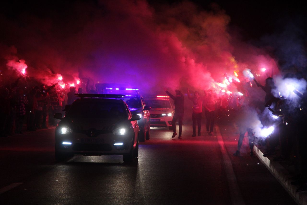 Galatasaray kafilesine Malatya’da coşkulu karşılama... 7