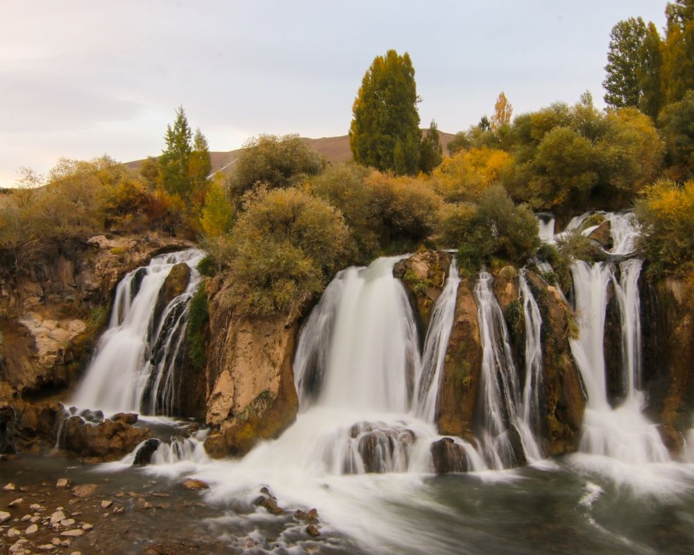 Muradiye Şelalesi fotoğraf tutkunlarını ağırlıyor 5