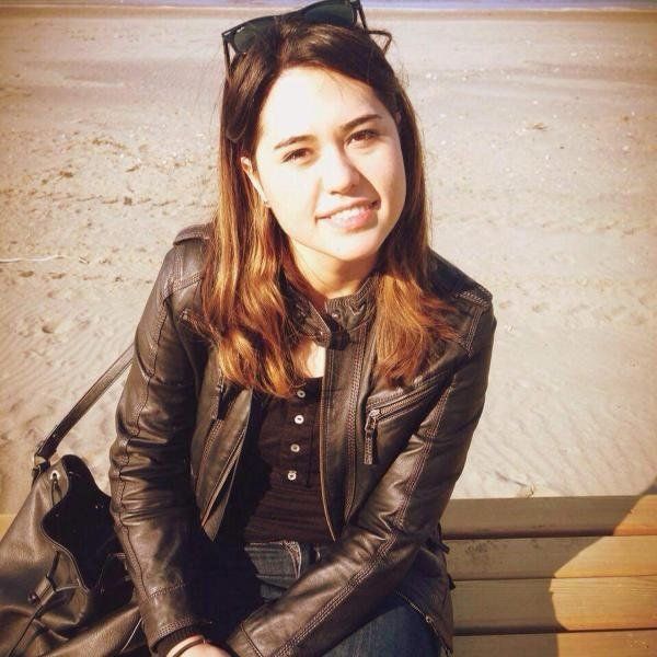 27 yaşındaki doktor İrem Büşra Üngül, kaçan kedisini yakalamak isterken feci şekilde can verdi! 4