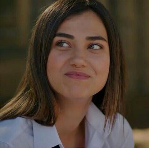 Kırgın Çiçekler'in Meral'i estetikle bambaşka biri oldu! Aleyna Solaker evrim geçirdi 3