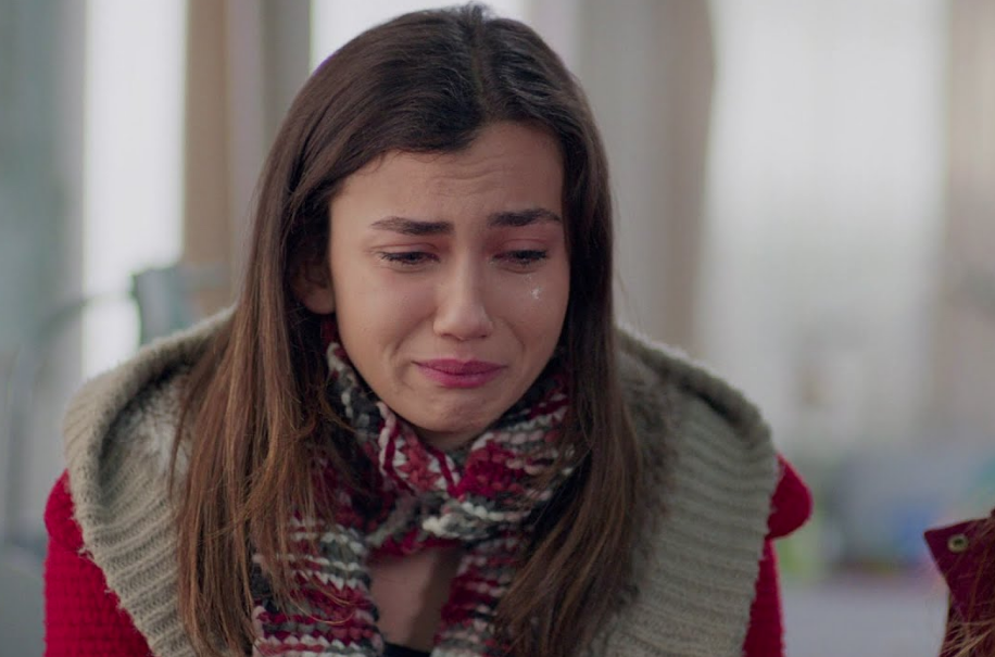 Kırgın Çiçekler'in Meral'i estetikle bambaşka biri oldu! Aleyna Solaker evrim geçirdi 6
