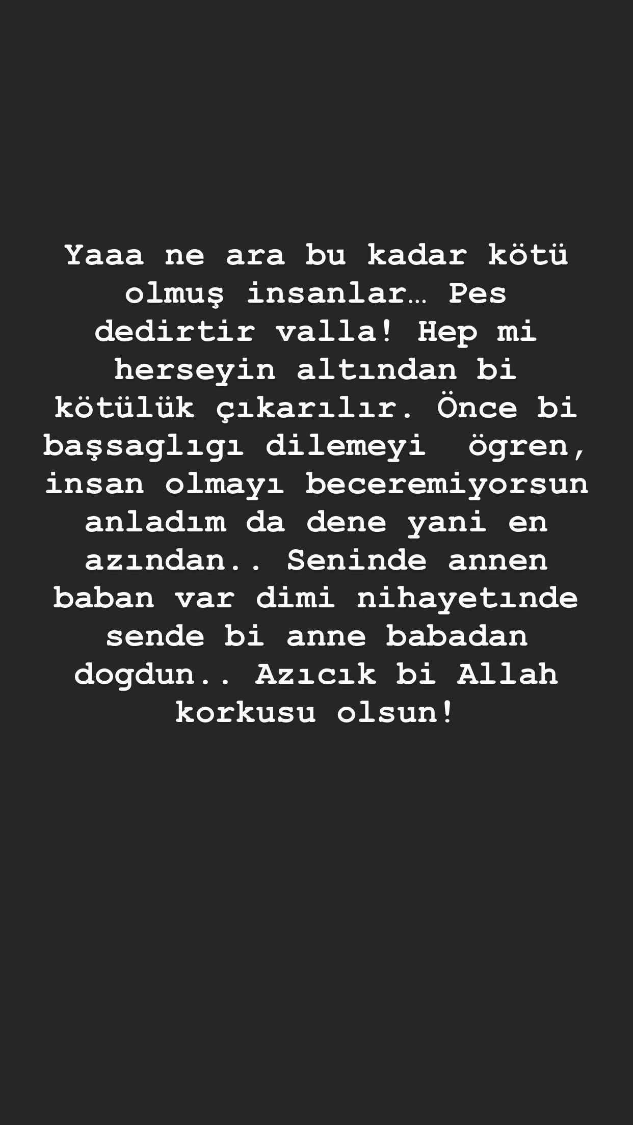Babasının vefatından hemen sonra ürün reklamı yapan Ebru Şallı kendisini eleştirenlere ateş püskürdü 7