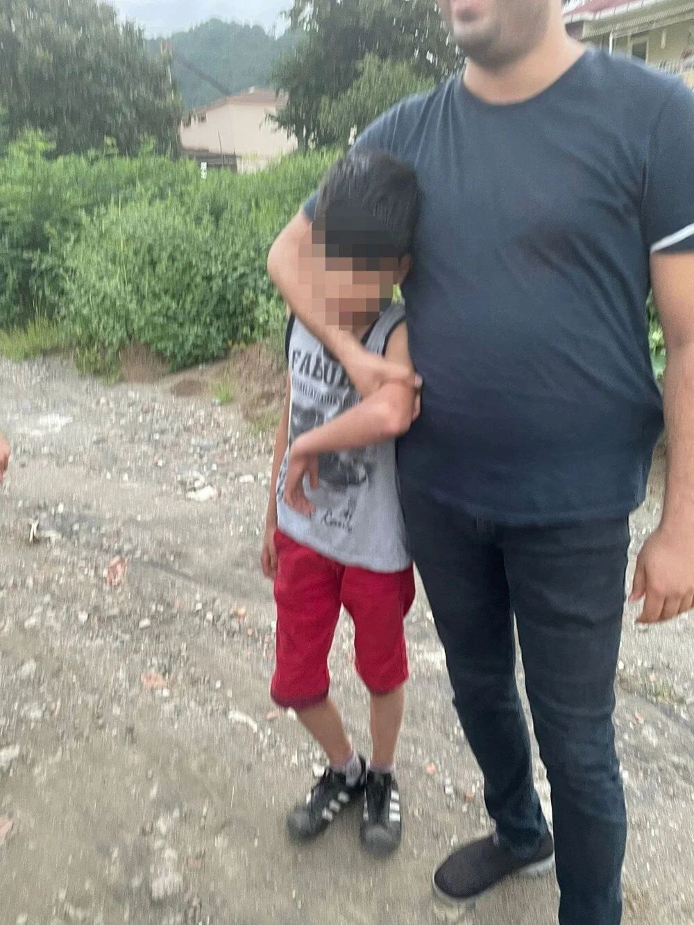 Galeriden otomobil çalarak 900 km yol giden 3 çocuktan hala haber yok! 10