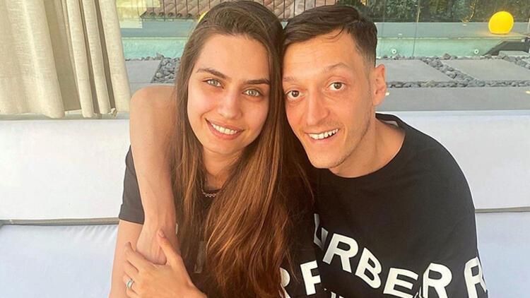 Mesut Özil'in saati FB'li 3 futbolcu değerinde! Fiyatı dudak uçuklatıyor 4