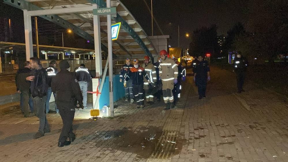 Doğum gününde feci son! Kaldırımdaki ağaca çarpıp alt geçide uçtu... 15