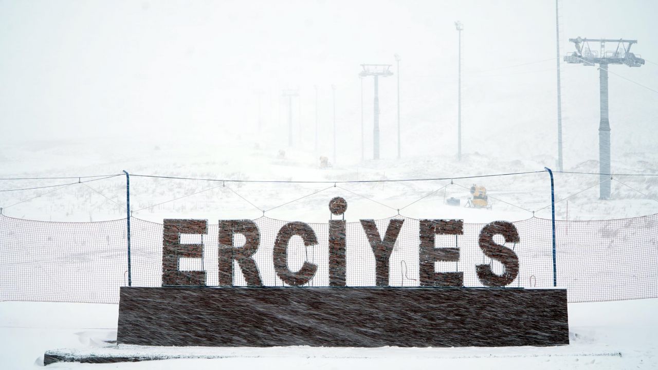 Erciyes’te kar kalınlığı 20 santime ulaştı 3