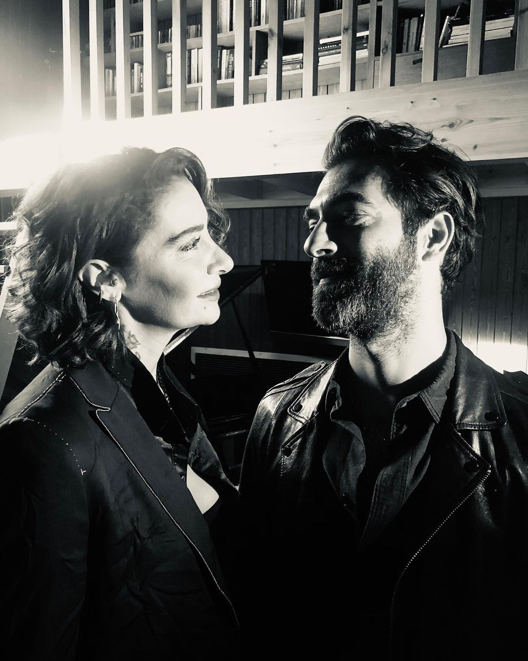 İlker Kaleli'nin romantik paylaşımlarına beğeni yağdı! Sıla'ya aşkını haykırdı 9