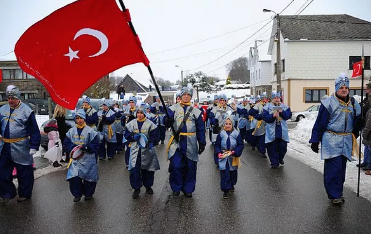 Bir Osmanlı casusunun özgürleştirdiği İtalyan köyünün öyküsü! 6