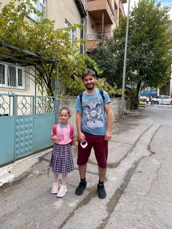 Bu mutluluk fotoğraflarda kaldı! Babasının ellerinde can verdi 2