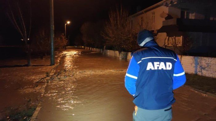 'Beni kurtarın' diye haykırmıştı... Selin vurduğu Edirne'den acı haber geldi! Cansız bedeni bulundu... 3