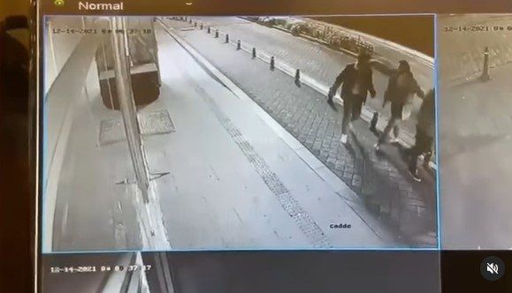 Ayhan Sicimoğlu'nun arkadaşlarına mide bulandıran hareket: Karısının üzerine işedi... 5