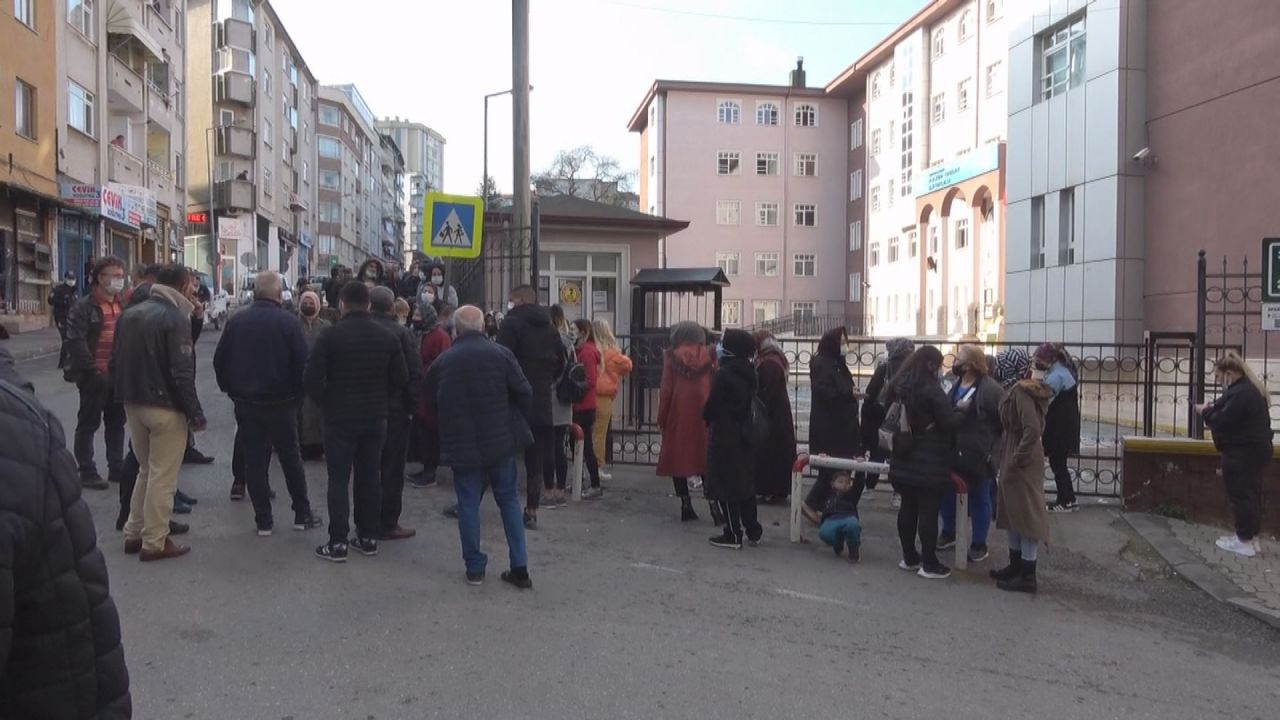 Öğrencilerine 'Tayt giyin de gelin' diyen sapık öğretmen açığa alındı! 8